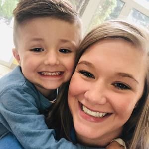 Meet your Posher, Ashley